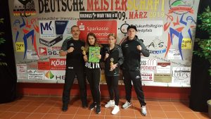 ruppenfoto Muay-Thai-Kämpfer 2