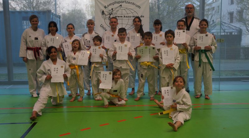 Gruppenbild: Cup-Prüfung vom 05.04.2019